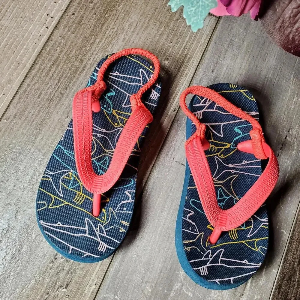 Cat & Jack Toddler Flip Flop Shark Sandals Size 7-8
